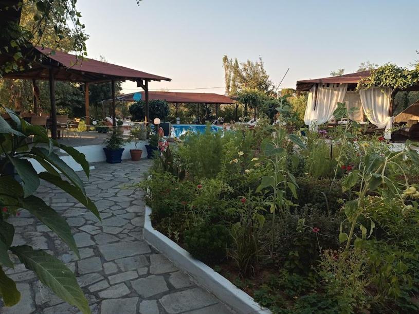 Kissos Apartments Vourvourou Buitenkant foto