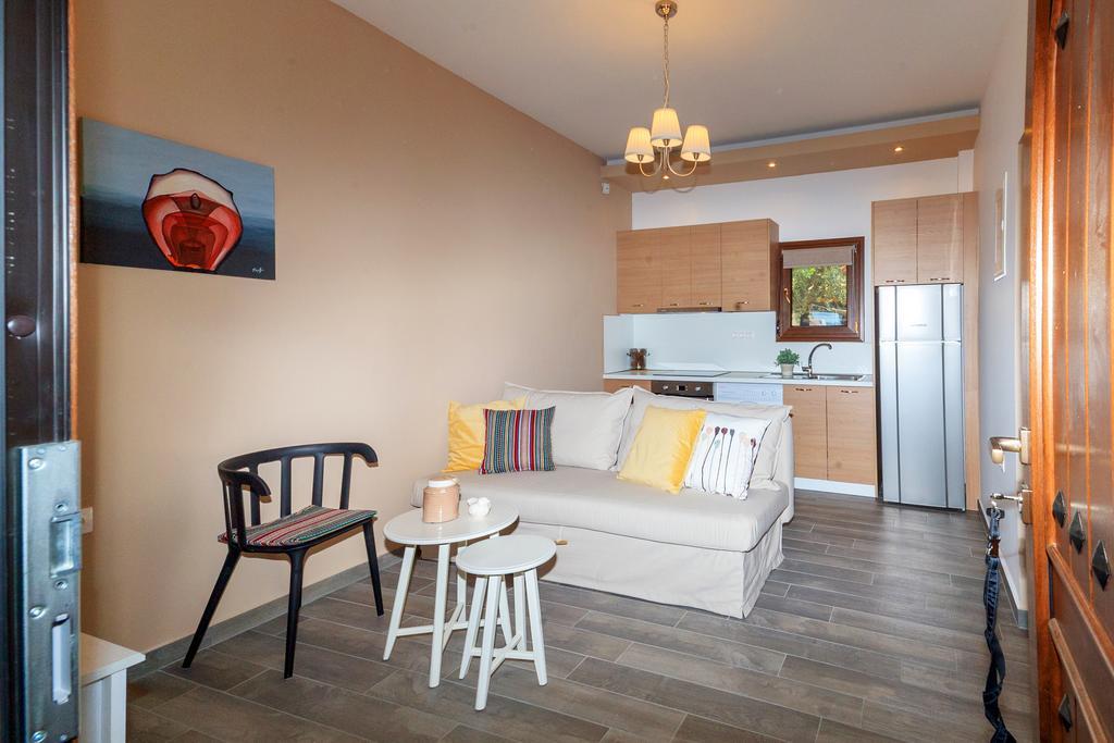 Kissos Apartments Vourvourou Buitenkant foto