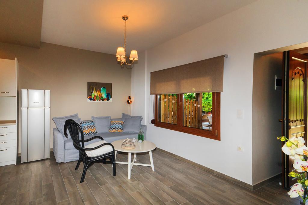 Kissos Apartments Vourvourou Buitenkant foto
