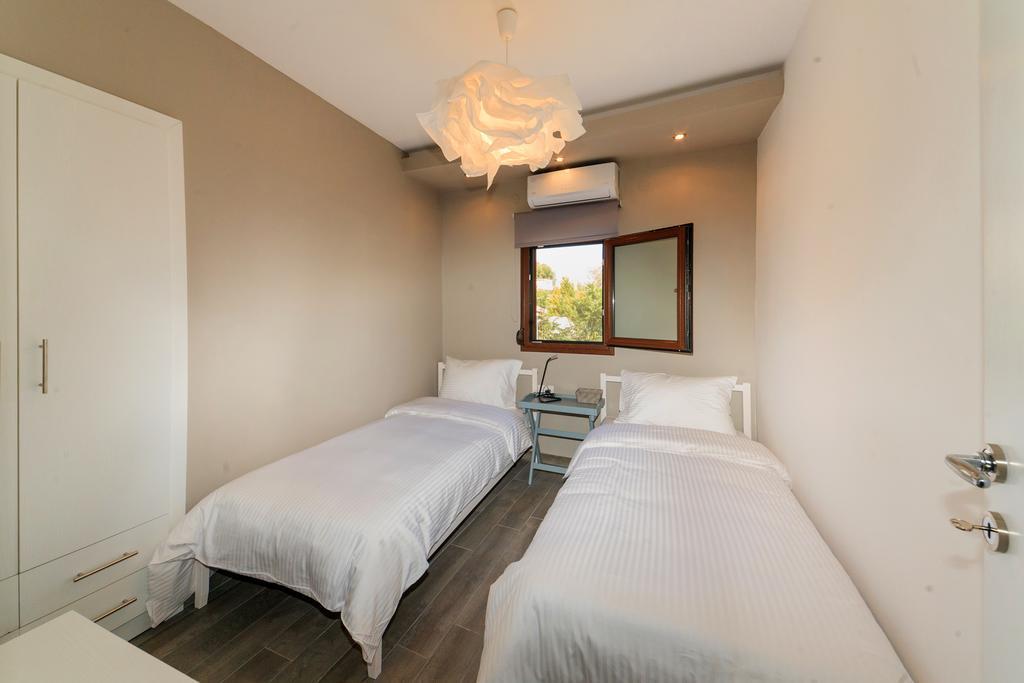 Kissos Apartments Vourvourou Buitenkant foto